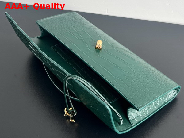Bottega Veneta Andiamo Clutch in Emerald Green Alligator Leather Replica