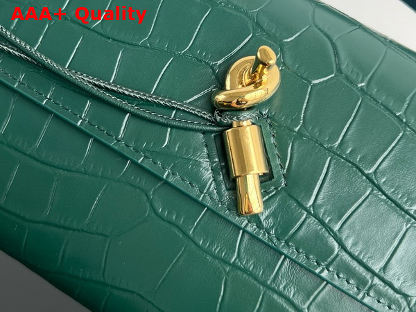 Bottega Veneta Andiamo Clutch in Emerald Green Alligator Leather Replica