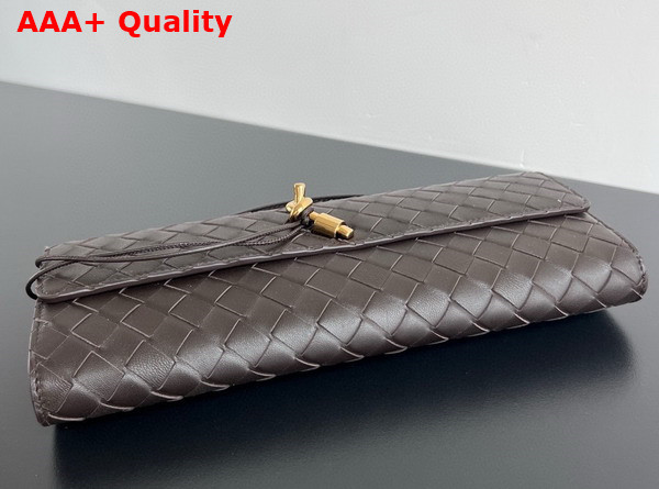 Bottega Veneta Andiamo Clutch in Fondant Intrecciato Leather Replica