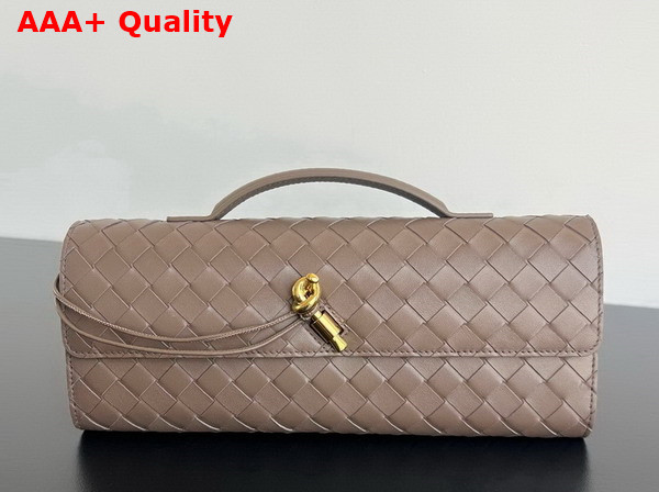 Bottega Veneta Andiamo Clutch in Pinecone Intrecciato Leather Replica