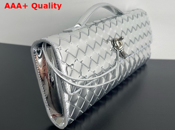Bottega Veneta Andiamo Clutch in Silver Metallic Intrecciato Leather Replica