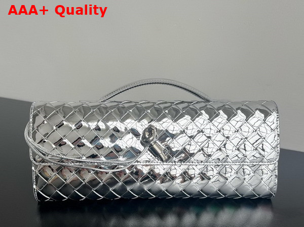 Bottega Veneta Andiamo Clutch in Silver Metallic Intrecciato Leather Replica