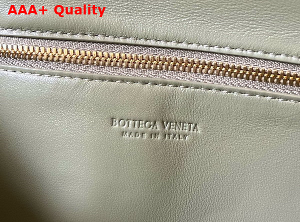 Bottega Veneta Andiamo Clutch in Travertine Intrecciato Leather Replica
