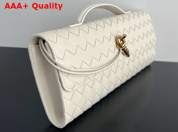 Bottega Veneta Andiamo Clutch in White Intrecciato Leather Replica