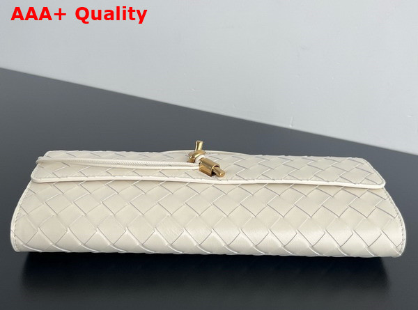 Bottega Veneta Andiamo Clutch in White Intrecciato Leather Replica