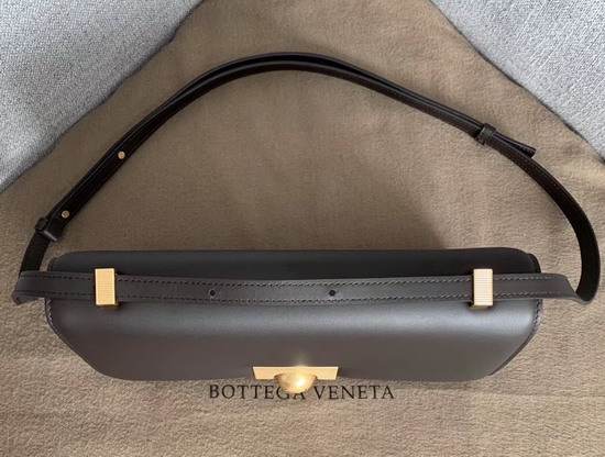 Bottega Veneta BV Classic Bag in French Calfskin Fondente