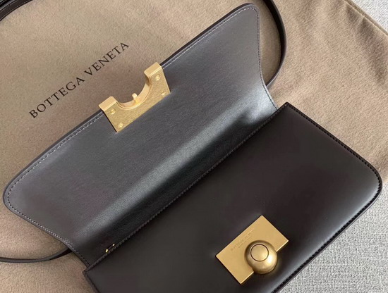 Bottega Veneta BV Classic Bag in French Calfskin Fondente