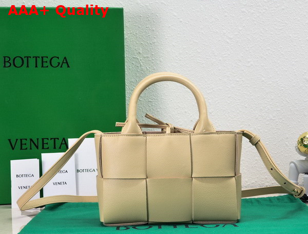 Bottega Veneta Candy Arco Tote Bag in Ice Cream Calfskin Replica