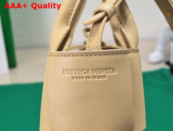 Bottega Veneta Candy Arco Tote Bag in Ice Cream Calfskin Replica
