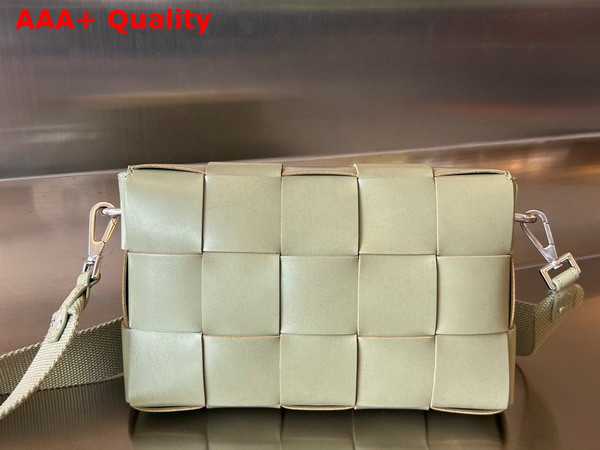 Bottega Veneta Cassette with Versatile Strap in Travertine Intreccio Leather Replica