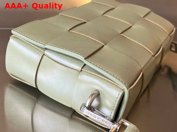Bottega Veneta Cassette with Versatile Strap in Travertine Intreccio Leather Replica