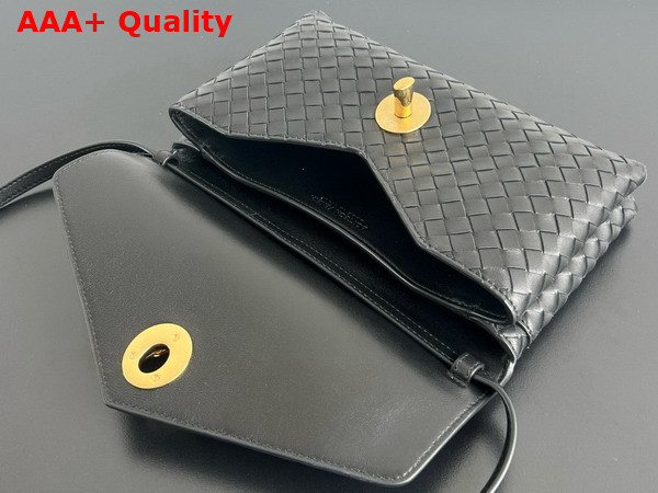 Bottega Veneta Knot Lock Cross Body Bag in Black Intrecciato Leather Replica