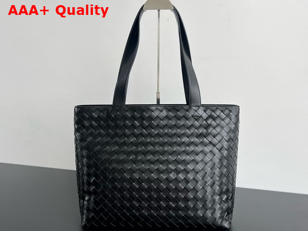 Bottega Veneta Large Intrecciato Zipped Tote in Black 786666 Replica