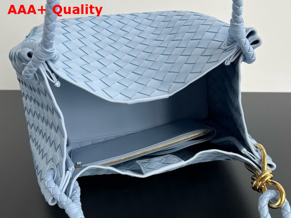 Bottega Veneta Large Parachute Shoulder Bag in Lunar Intrecciato Leather Replica