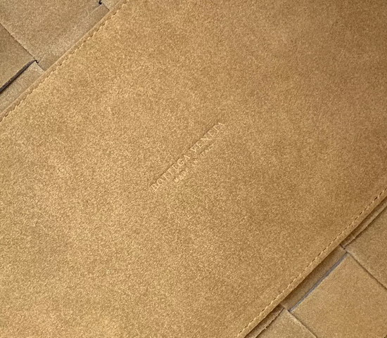 Bottega Veneta Medium Tote in Fondente Maxi Intreccio