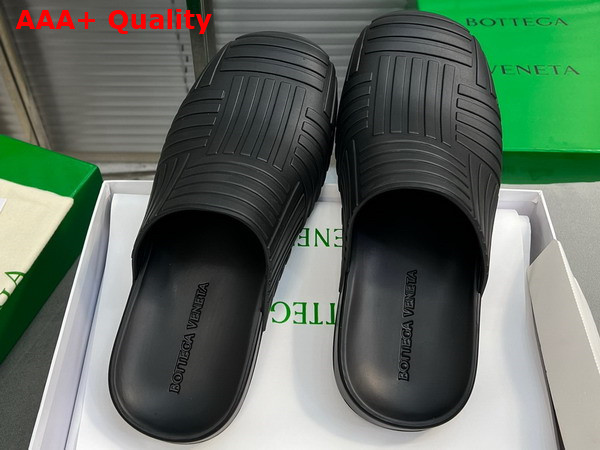 Bottega Veneta Mens Rubber Slider in Black Replica