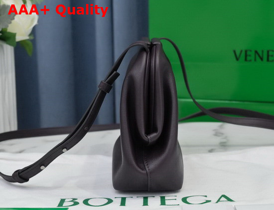 Bottega Veneta Point Black Small Leather Top Handle Bag with Detachable Strap Replica
