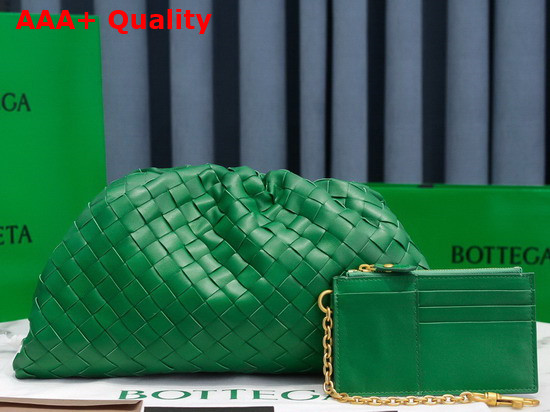 Bottega Veneta Pouch in Racing Green Intrecciato Leather Replica