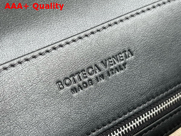 Bottega Veneta Small Andiamo Messenger Black Intrecciato Leather Replica