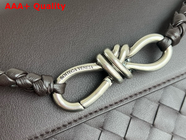 Bottega Veneta Small Andiamo Messenger Fondant Intrecciato Leather Replica