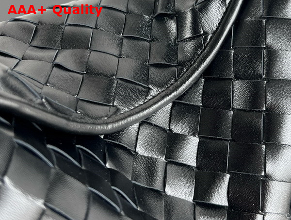 Bottega Veneta Small Hop Bag in Black Intrecciato Calf Leather Replica
