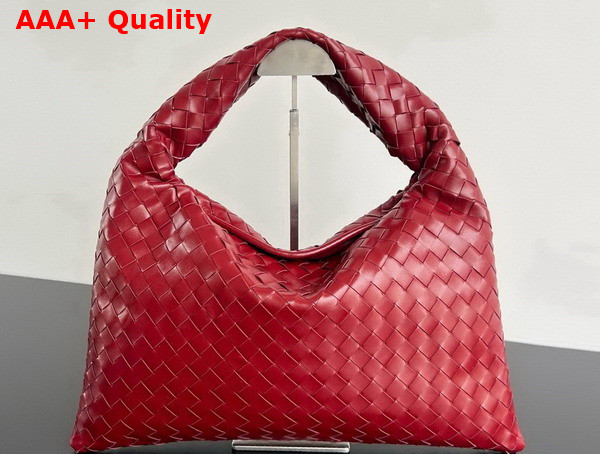 Bottega Veneta Small Hop Bag in Cherry Red Intrecciato Calf Leather Replica