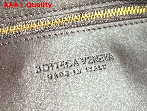 Bottega Veneta Small Hop Bag in Fondant Intrecciato Calf Leather Replica