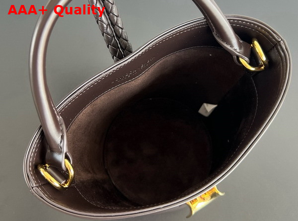 Bottega Veneta Small Liberta Bucket Bag in Fondant Smooth Calf Leather Replica