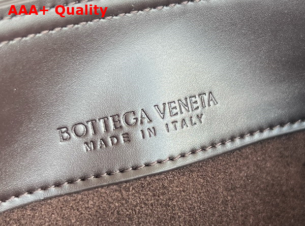 Bottega Veneta Small Liberta Bucket Bag in Fondant Smooth Calf Leather Replica