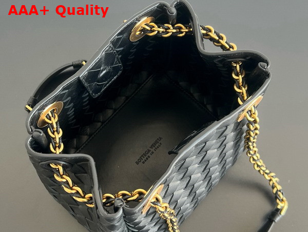 Bottega Veneta Small Parachute Chain Shoulder Bag in Black Intrecciato Leather Replica