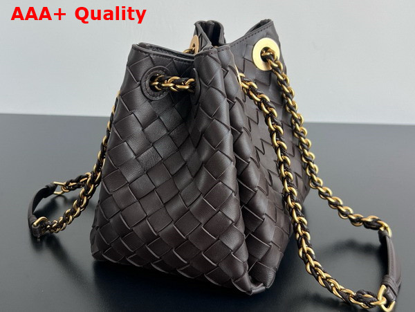Bottega Veneta Small Parachute Chain Shoulder Bag in Fondant Intrecciato Leather Replica