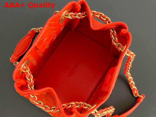 Bottega Veneta Small Parachute Chain Shoulder Bag in Orange Intrecciato Leather Replica