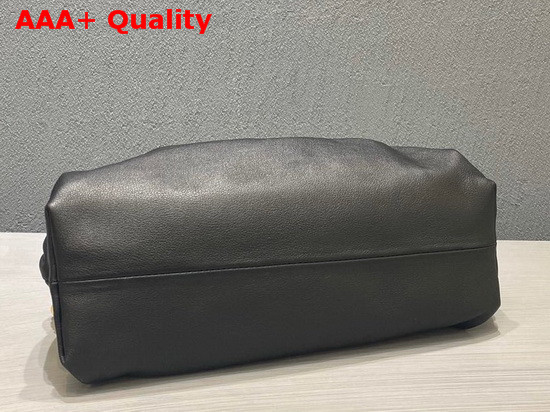 Bottega Veneta The Chain Pouch Black Calfskin Replica