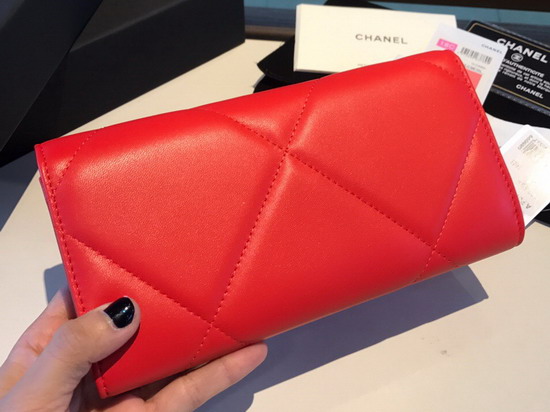 Chanel 19 Flap Wallet in Bright Red Lambskin AP0953