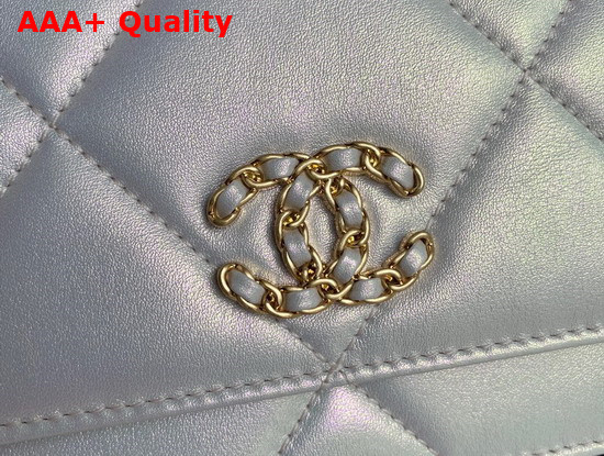 Chanel 19 Wallet On Chain Pearl White Replica