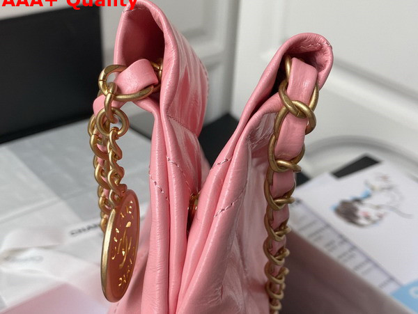 Chanel 22 Small Handbag in Light Pink Shiny Calfskin Gold Tone Metal AS3260 Replica