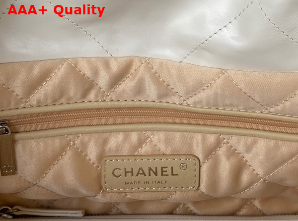 Chanel 22 Small Handbag in White Shiny Calfskin Silver Tone Metal AS3260 Replica