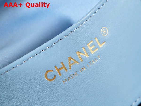Chanel 25 Medium Handbag in Blue Washed Denim AS5311 Replica
