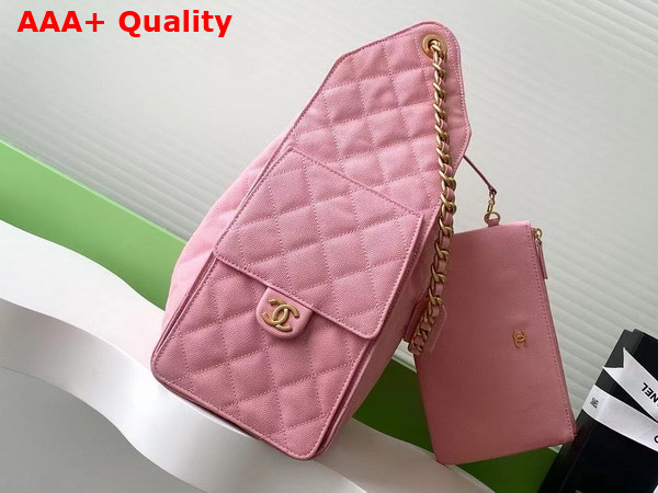 Chanel 25 Medium Handbag in Light Pink Grained Calfskin AS5311 Replica
