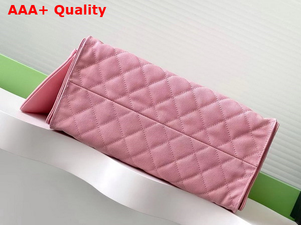 Chanel 25 Medium Handbag in Light Pink Grained Calfskin AS5311 Replica