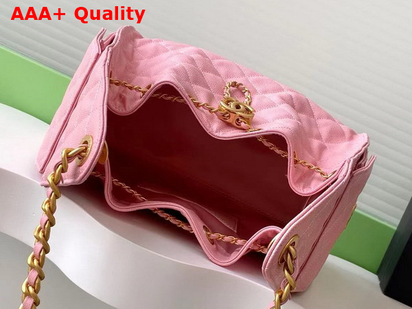 Chanel 25 Small Handbag in Light Pink Grained Calfskin AS5293 Replica