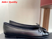 Chanel Ballet Flats Black Lambskin and Patent Calfskin G02819 Replica