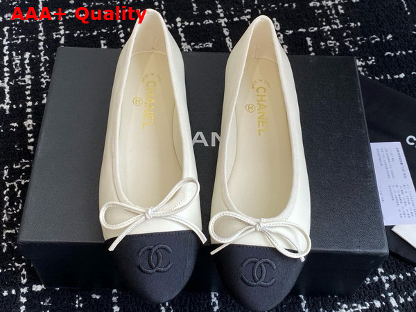 Chanel Ballet Flats Lambskin and Grosgrain Ivory and Black G02819 Replica