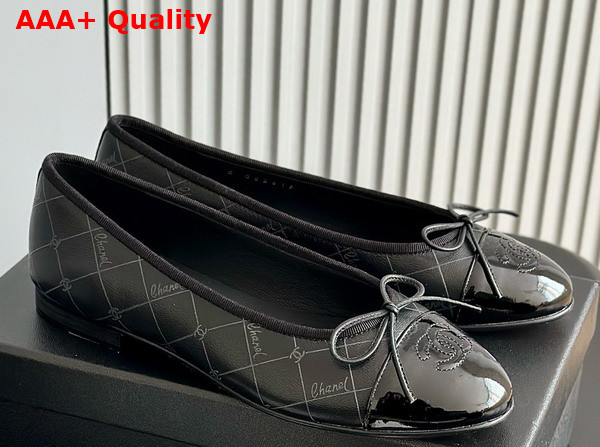 Chanel Ballet Flats in Black Printed Lambskin and Patent Calfskin G02819 Replica