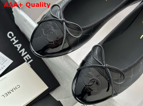 Chanel Ballet Flats in Black Printed Lambskin and Patent Calfskin G02819 Replica