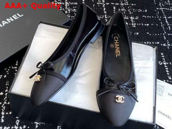 Chanel Ballet Flats in Black Shiny Lambskin and Grosgrain Replica