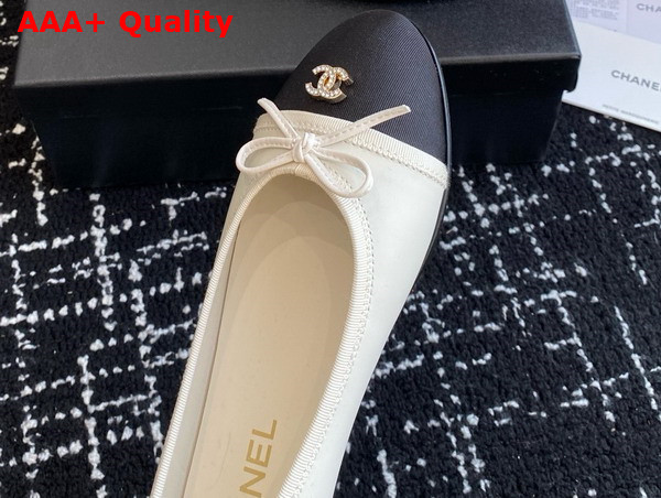 Chanel Ballet Flats in Lambskin and Grosgrain White and Black Replica