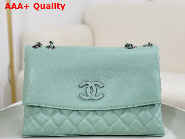 Chanel Chain Shoulder Bag in Turquoise Grained Calfskin Replica