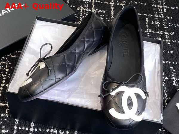 Chanel Classic Ballet Flats in Quilted Lambskin Black and White Replica