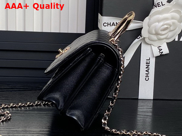 Chanel Clutch with Chain Lambskin Diamante and Gold Metal Black AP4293 Replica